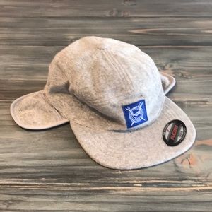 Brand new never worn // AGENDA TRADESHOW hat